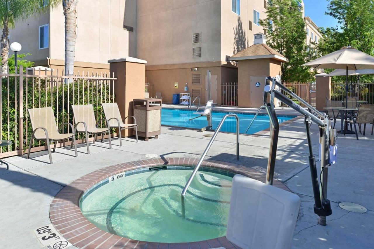 Holiday Inn Express Fresno River Park Highway 41, An Ihg Hotel Екстер'єр фото